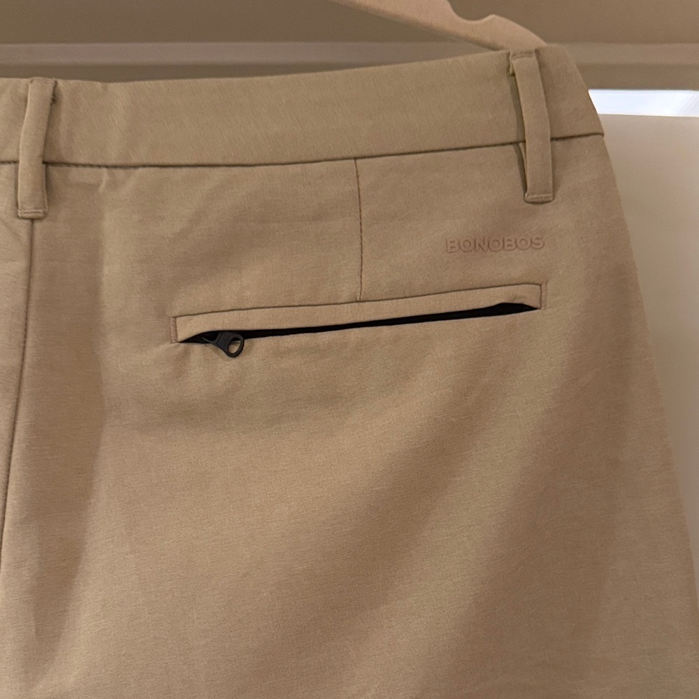 Bonobos Performance Link Pants Khaki Heather in Athletic Fit - Picture 8 of 9